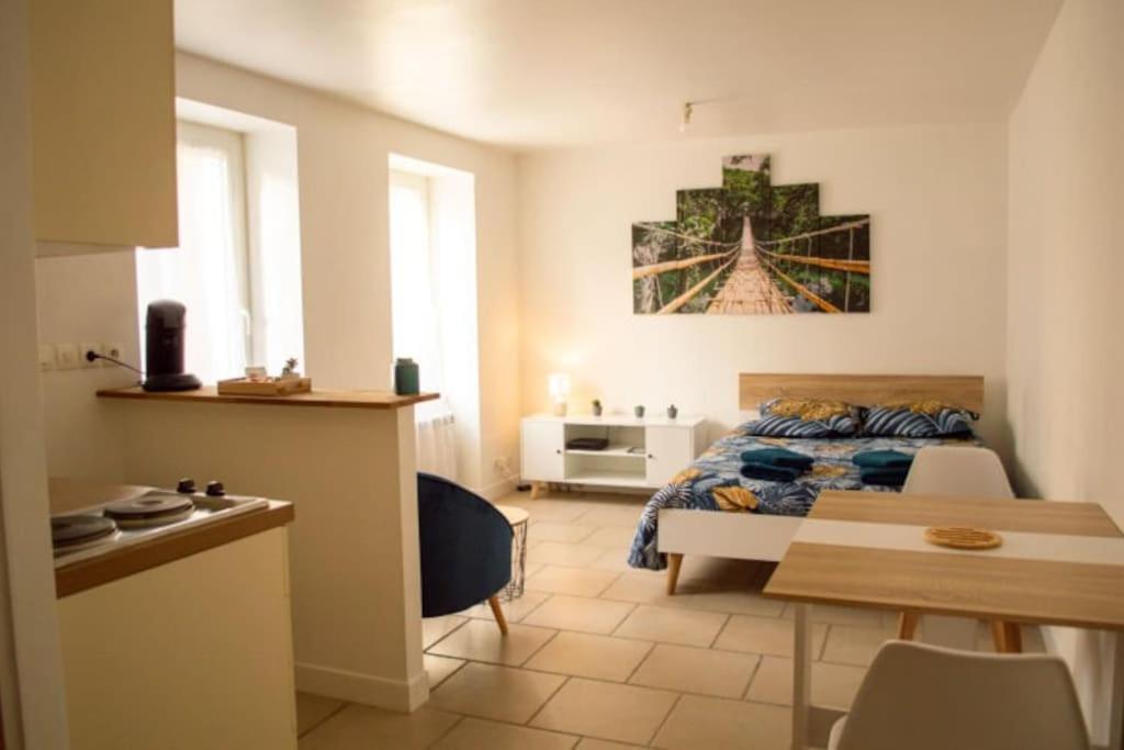Studio Cosy Tv Wifi Confortable Et Chaleureux Gaillon ภายนอก รูปภาพ